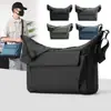 Mochila Casual Coreana Ligera Simple Estilo Callejero para Hombre Bolso Cilíndrico Multifuncional Bolso Cruzado Deportivo Casual de Moda para Hombre