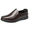 Sapatos masculinos de couro legítimo de tamanho grande para exportação, modelo clássico novo, couro bovino de primeira camada, versátil, respirável, sapatos casuais de couro para dirigir