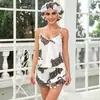 Pijama cruzado de Amazon para mujer, conjunto de camisola y shorts con estampado de leopardo de seda sintética, ropa casual para el hogar al por mayor