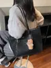 Bolsas Femininas Transfronteiriças 2026 Inverno Nova Vintage Grande Capacidade Bolsa Tote Moda Casual Versátil Tendência Bolsa de Ombro