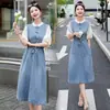 Novo Vestido Jeans Patchwork Estilo Nacional Chinês para Mulheres, Novo Modelo de Verão, Petite, Elegante, Com Cinto na Cintura, Manga Curta, Vestido Fino