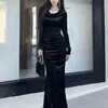 Vestido Interno de Veludo Primavera e Outono Transfronteiriço para Mulheres, Gola Alta Preta Empilhada, Vestido Cauda de Peixe Justo ao Corpo, Elegante Vestido Longo Slim-Fit para Festas