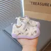 Sandalias para Caminar para Niños Pequeños 2026 Verano Huecas Zapatos para Caminar para Niñas Suela Suave Antideslizante Zapatos para Bebé para Interiores Niños