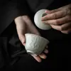 Moji Ice Glaseado de Mesa Relieve Suihan Sanyou Tazón con Tapa Sala de Té Hogar Cerámica Tazón de Té Liso Elegante y Resistente Tazón con Tapa