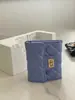Bolso Topo Piel de Oveja Completa Solapa Hebilla Cuadrada Triple Pliegue Corto Tridimensional Romboide Cartera Cruzada para Mujer