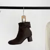 Botas de Cano Curto Femininas com Salto Grosso, Novidade Outono/Inverno 2026, Bico Quadrado Vintage, Zíper Traseiro, Botas Chelsea Slimming Versáteis de Salto Alto