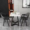 Mesa y sillas de reunión de estilo nórdico, moda italiana, lujo ligero; mesa de recepción y negociación de negocios de alta gama, mesa de ocio para patio