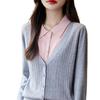 Nuevo cárdigan de punto para mujer, otoño e invierno, lana peinada de doble hebra, cuello polo, estilo de dos piezas falsas, chaqueta versátil a la moda para reducir la edad