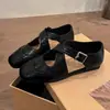 Sapatos Mary Jane Retro com Tiras Cruzadas para Mulheres 2026 Novos Sapatos Baixos de Verão Estilo Ballet Versátil e Confortável para Combinar com Saias