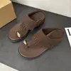 Chanclas de estilo retro bohemio sin cordones con borlas para mujer, calzado casual de verano 2026 para exteriores, sandalias de cuña sin cordones