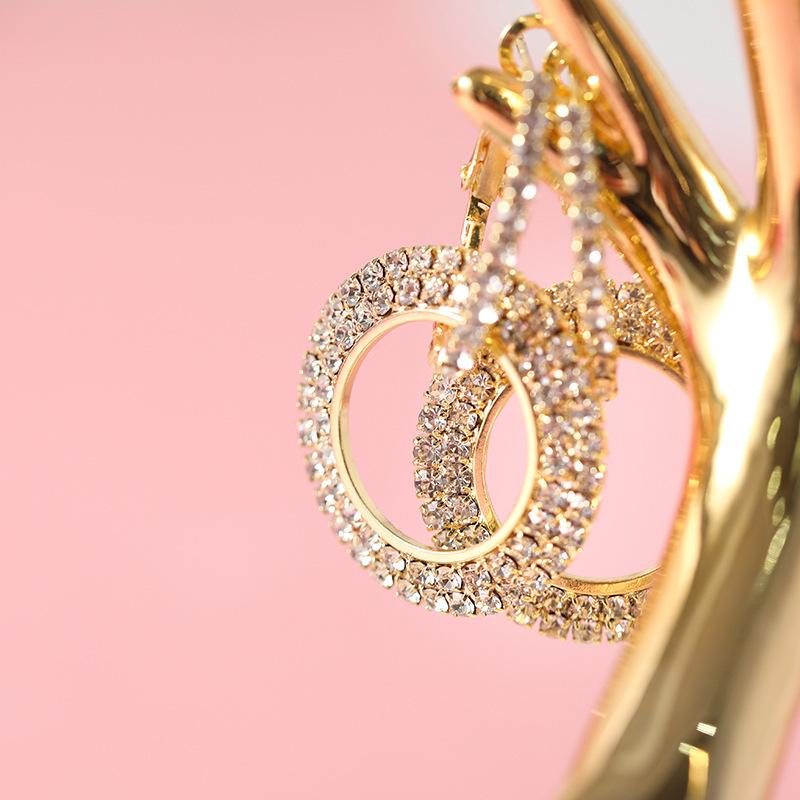 2189094733_1305549675