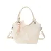 Bolso de hombro para mujer, moderno y sencillo, nuevo bolso de mano casual de verano de nicho, bandolera elegante para el trabajo y los desplazamientos
