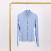 Jaqueta LULU DF com gola alta, zíperes duplos dourados e logo, em estoque para entrega imediata, adequada para esportes, fitness e moda