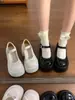 Nuevos Zapatos Mary Jane de Cuero Estilo Hada Blancos 2025 para Mujer, Versátiles de Verano Estilo Retro, que Aumentan la Altura para Personas Menudas, Adecuados con Vestidos