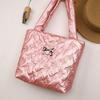 Bolso de textura de alta calidad para mujer, nuevo bolso de hombro de otoño e invierno 2024, bolso de mano para el día a día, bolso de algodón portátil.