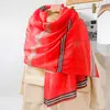 Lenço de Seda com Estampa de Folhas Novas Primavera/Verão 2026 para Mulheres, Xale Decorativo Fino Versátil para o Verão, Lenço Longo