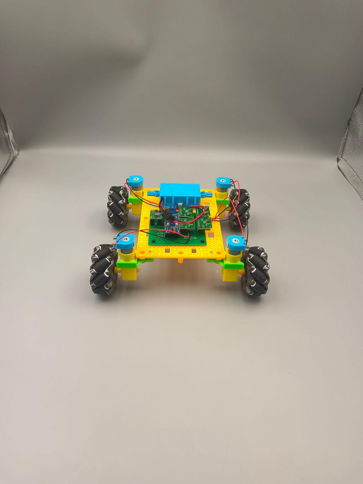 ESP32中椅麦轮车组装图