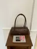 Bolsa de axila nicho transfronteiriça estilo francês para mulheres, nova bolsa baguette retrô da moda, bolsa de ombro e bolsa de mão elegante de alta qualidade
