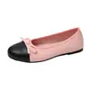 2026 Zapatos Planos de Ballet Nuevos Estilo Punta Redonda Plana con Moño, Estilo Chanel Suela Suave Color Claro Sin Cordones Bloque de Color Zapatos Individuales