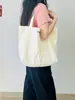 Bolsa de Lona para Deslocamento de Nicho, Estilo Artístico para Trabalhadores de Escritório, Vibe Relaxada para Mulheres, Nova Bolsa Tote Leve 2024, Grande Capacidade, Ombro Único