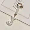 Pingente de chaveiro de carro com 26 letras em inglês cravejado de diamantes transfronteiriço, decoração de bolsa com strass de argila, atacado de chaveiro de celular