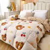 Núcleo de Edredón al por Mayor Algodón Espeso Edredón de Invierno Primavera Otoño Ropa de Cama Aire Acondicionado Estudiante Individual Dormitorio Edredón Cálido 150X200