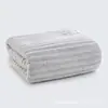 Toalha de Banho Listrada Popular, Toalha de Banho de Alta Qualidade em Microfibra Coral, Absorvente e de Secagem Rápida para Adultos, Atacado
