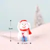 Paisagem miniatura de boneco de neve de Natal, arranjo em vaso com cena de neve, pequenas peças decorativas, pingente de chaveiro Papai Noel, presentes de resina, atacado