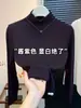 Camiseta de Base Nova de Gola Alta Outono 2026 para Mulheres Moda de Alto Padrão Redutora de Idade Emagrecedora Manga Longa Camiseta de Base