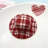 Nuevo Tela de Sombrero a Cuadros Rojos y Negros Joyería Accesorios Material para Manualidades Mayorista Juguetes Accesorios para Muñecas Venta al por Mayor en Stock