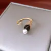 Anel Aberto Borboleta Vazada com Zircônia Vintage, Anel de Dedo Indicador de Alto Padrão Nicho, Joia Requintada Retrô