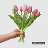 Flor Artificial Tulipán de 7 Cabezas Ramo de Flores Falsas Arte Floral Flores Secas Artificiales Adornos de Decoración para el Hogar Caucho Blando Venta al Por Mayor Transfronteriza