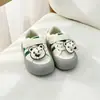 Tênis Infantis para Meninas Outono 2026 Novo Estilo Sapatos Casuais de Couro para Meninos Sapatos Infantis Sola Macia Antiderrapante Sapatos de Bebê