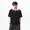 Camisa polo de manga corta con cremallera a media altura y color contrastante para hombre, textura, peso pesado de verano, hombros caídos, cuello camisero, mangas holgadas de cinco puntas