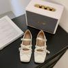 Sapatos Mary Jane para Mulheres 2025 Primavera Novo Retrô Bico Quadrado Sapatilhas Flats Franceses Boca Rasa Fivela