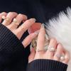 Anillo Abierto Diamante Retro Dorado Forma V Moda Sentido de Alta Gama Lujo Simple Flor Elegante Anillo Elegante para Mujer