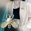 Nuevo Broche Mariposa de Lujo Ligero Estilo Chino para Mujer, de Gama Alta y Dulce, Pin Antiexposición, Accesorio para Traje, Venta al por Mayor desde Fabricante