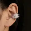 Diseño de Nicho Copo de Nieve Plata Brazalete para Oreja Sin Perforación, Lujo Ligero, Sensación de Gama Alta, Elegante, No Necesita Perforación en la Oreja, Clip Especial para la Oreja