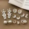 Pendientes Geométricos Mate Exagerados de Flor de Metal de Moda para Mujer, Pendientes de Moda de Personalidad Única de Nicho de Alta Gama