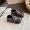Zapatos de Cuero Retro para Niños 2026 Primavera/Otoño Nuevos Zapatos Individuales para Niñas Mocasines para Niñas Pequeñas Estilo Británico Zapatos de Bebé Modernos