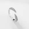 Anillos abiertos apilables versátiles estilo europeo y americano para mujer, no se decoloran, ventas transfronterizas populares, joyería femenina simple de alta gama, lujo ligero