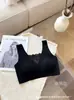 Sujetador tipo tank para mujer de seda helada sin costuras con encaje, escote en V hueco, con botones, con copas en el pecho, sujetador push-up cruzado strapless sexy