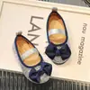 Sapatilhas Baixas de Lantejoulas para Meninas Primavera e Outono, Sapatos de Princesa Respiráveis com Laço para Meninas Pequenas, Mocassins Macios para Estudantes