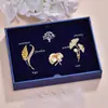 Broche com Toque de Luxo, Luxo Leve, Nicho, Broche de Camélia de Alta Qualidade, Broche de Flor de Espiga de Trigo, Presente de Dia dos Namorados para Meninas