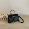 2026 Nova Bolsa de Mão Retrô de Outono Bolsa Tote Pequena Bolsa Quadrada Pequena Feminina Bolsa Simples de Ombro Único Transversal