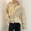 Camisa listrada degradê para homens, primavera e outono, estilo Hong Kong vintage solta de manga comprida, versão coreana, moderna, fluida, top de rua chamativo