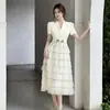 Elegante Elegante Traje Solapa Cintura Pastel Vestido Mujeres Verano Nuevo Francés Esponjoso Vestido 61226