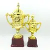 Troféu de plástico dourado galvanizado competição esportiva vermelha e preta prêmios de caligrafia e pintura podem ser personalizados log