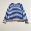 Camiseta de Manga Larga Ajustada Rayada Azul Contrastante 2026 para Mujer Colección Primavera = Nuevo Top Básico de Cuello Redondo Estilo Europeo y Americano