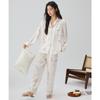 Pijamas Jiangnan Wo de 25 años para mujer, primavera, nuevo, con flores rosas, de alta gama, de seda helada, ropa de casa, ropa de verano para mujer.